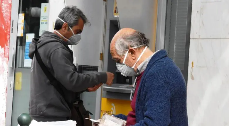 Αναδρομικά: Σωρεία καταγγελιών για λάθη σε 80.000 συνταξιούχους - Απώλειες εκατοντάδων ευρώ (Πίνακες)