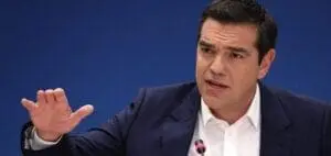 Παρέμβαση Τσίπρα για τα βιβλιοπωλεία