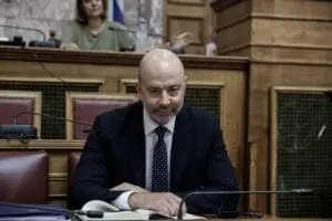 Ζαριφόπουλος: Μέσα Ιανουαρίου θα ξεκινήσει ο εμβολιασμός του γενικού πληθυσμού