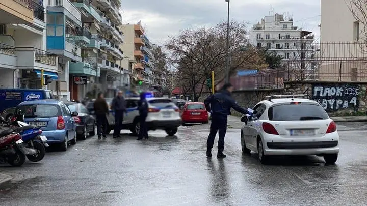 Ανοιχτό το ενδεχόμενο πρόσθετων μέτρων σε "κόκκινες" περιοχές - Σε 5 Περιφέρειες το 86,1% των ενεργών κρουσμάτων - Kαι στη Δ. Μακεδονία