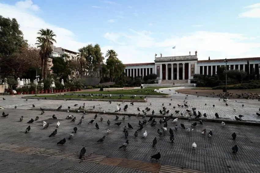 Νέα μέτρα, παράταση lockdown και ερωτηματικό για άνοιγμα των σχολείων στις 11/1