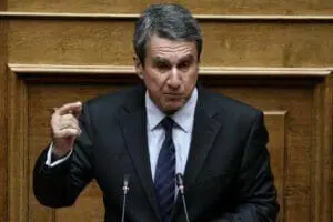 Ανδρέας Λοβέρδος: Τι απαντά μετά την «καρατόμηση» από τη Φώφη Γεννηματά