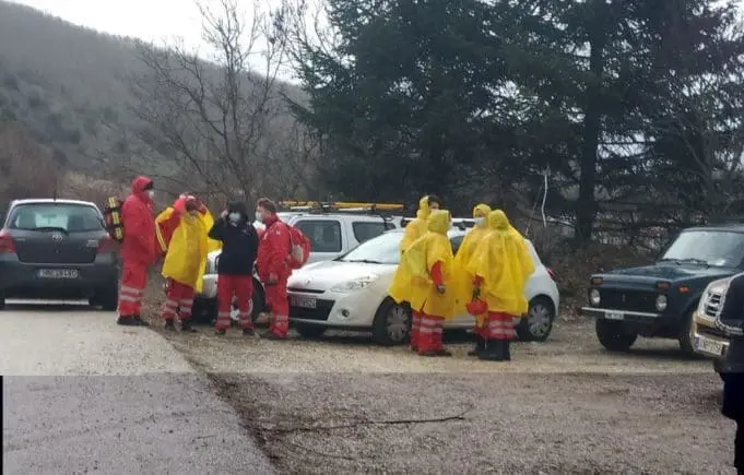 Ιωάννινα: Συνεχίζονται για δεύτερη ημέρα οι έρευνες για το εκπαιδευτικό αεροσκάφος (video)