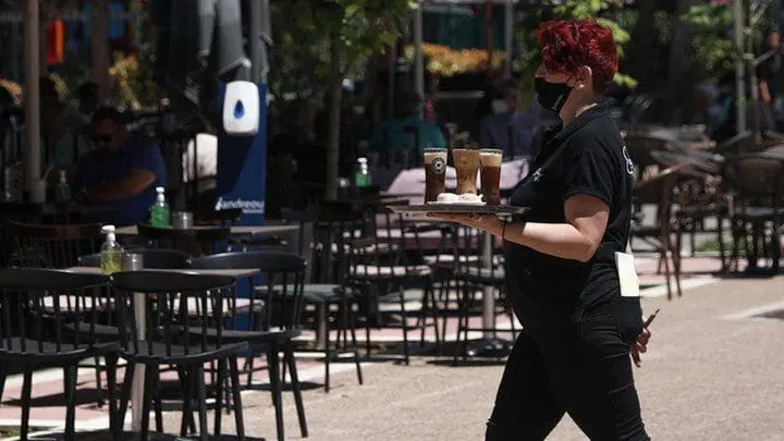 Μη επιστρεπτέες επιχορηγήσεις έως 400.000 ευρώ για επιχειρήσεις - "Πρεμιέρα" της πλατφόρμας για την εστίαση