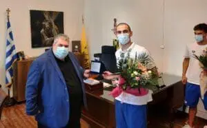 Eordaialive.com - Τα Νέα της Πτολεμαΐδας, Εορδαίας, Κοζάνης Tους αθλητές της Αθλητικής Κολυμβητικής Ακαδημίας Πτολεμαΐδας "ΔΕΛΦΙΝΙΑ" Χρήστο και Παρασκευά Καλαϊτζόπουλο, που διακρίθηκαν στο Παγκόσμιο πρωτάθλημα Τεχνικής Κολύμβησης τίμησε ο Δήμαρχος Εορδαίας Παναγιώτης Πλακεντάς (βίντεο-φωτογραφίες)