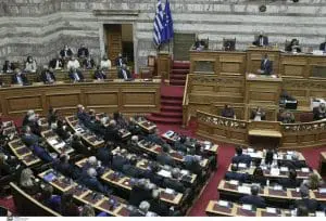 Απορρίφθηκε με 156 ψήφους η πρόταση δυσπιστίας