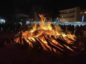 Το έθιμο «Τσίρι Βάρβαρα» στο Αμύνταιο! (πλούσιο φωτορεπορτάζ)