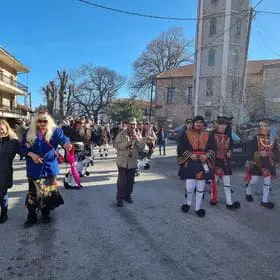 ΒλαχοΚλεισούρα Καστοριάς - Ανήμερα της πρωτοχρονιάς αναβίωσε το έθιμο με τα Αργκουτσάρια (φωτογραφίες)