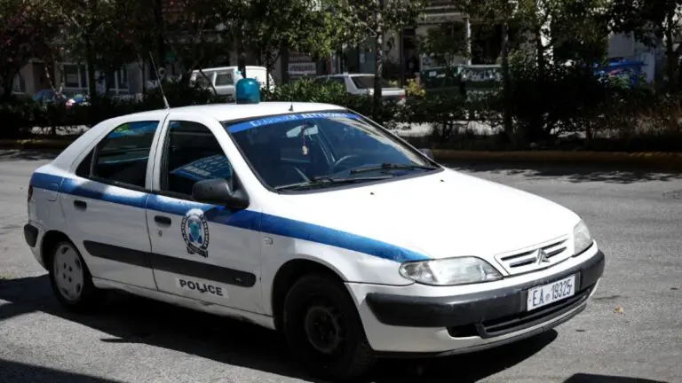 Εξιχνιάσθηκε, από αστυνομικούς του Τμήματος Ασφάλειας Κοζάνης, περίπτωση κλοπής που τελέσθηκε σε βάρος ημεδαπής στην πόλη της Κοζάνης