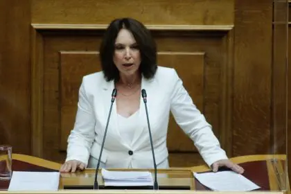 «Καλλιόπη Βέττα: Η ΝΔ ονομάζει «Δημιουργική Ελλάδα» τη συγχώνευση οργανισμών και την απώλεια εκατομμυρίων ευρώ στον σύγχρονο πολιτισμό  - Ομιλία στη Βουλή»