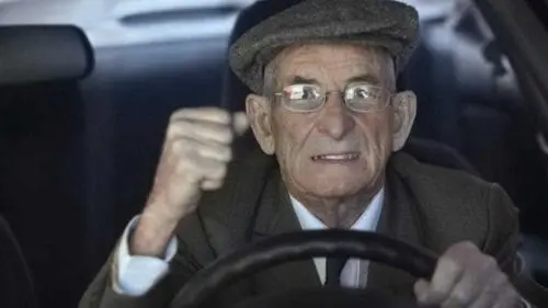 Eordaialive.com - Τα Νέα της Πτολεμαΐδας, Εορδαίας, Κοζάνης Έρευνα: Οι ηλικιωμένοι οδηγοί δεν είναι πιο επικίνδυνοι από τους νέους