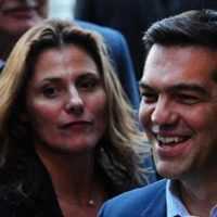 Με ελικόπτερο πάει η Περιστέρα κάθε μέρα στην Κοζάνη να διδάξει στο Τ.Ε.Ι.!!! - Eordaialive.com
