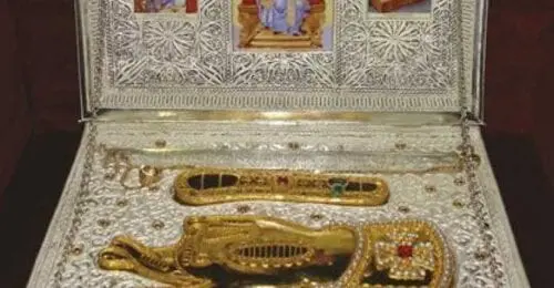 Eordaialive.com - Τα Νέα της Πτολεμαΐδας, Εορδαίας, Κοζάνης Τα ιερά Λείψανα του Αγίου Μηνά στο Λέχοβο