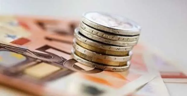 Επίδομα 534 ευρώ: Αύριο Παρασκευή μπαίνουν τα χρήματα - Ποιοι οι δικαιούχοι
