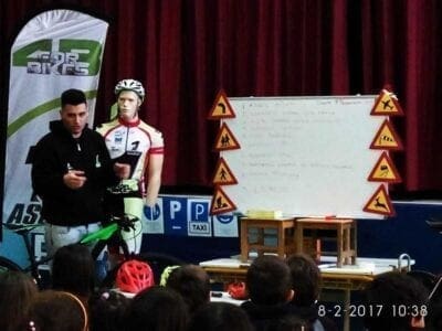 Μαθήματα ποδηλασίας στο 10 δημοτικό σχολείο από τον Αθλητικό Σύλλογο Πτολεμαϊδας ΑΣΣΟΣ (φωτογραφίες) - Eordaialive.com