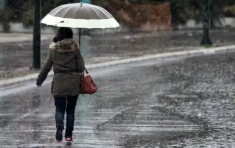 Eordaialive.com - Τα Νέα της Πτολεμαΐδας, Εορδαίας, Κοζάνης Βροχερό το σκηνικό του καιρού - Πρόσκαιρη βελτίωση τις πρωινές ώρες στη Δυτική Μακεδονία