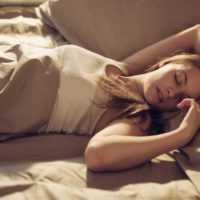 Eordaialive.com - Τα Νέα της Πτολεμαΐδας, Εορδαίας, Κοζάνης Αυτή είναι η στάση ύπνου που σου προκαλεί ρυτίδες