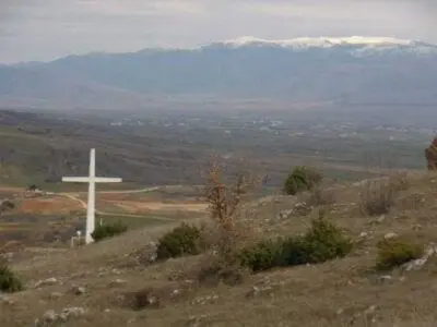 Eordaialive.com - Τα Νέα της Πτολεμαΐδας, Εορδαίας, Κοζάνης Εορδαία: Δενδροφύτευση στον «Σταυρό» Αναρράχης