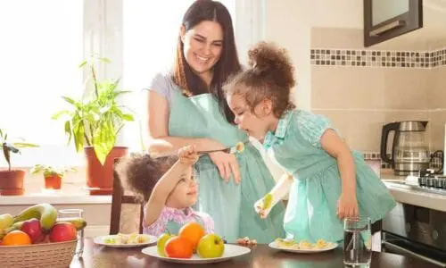 Eordaialive.com - Τα Νέα της Πτολεμαΐδας, Εορδαίας, Κοζάνης Διατροφική συμπεριφορά παιδιού: Τα 5 συχνά λάθη που κάνουν οι γονείς