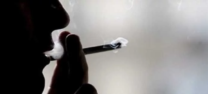 Eordaialive.com - Τα Νέα της Πτολεμαΐδας, Εορδαίας, Κοζάνης Πώς θα εξαφανίσετε τη μυρωδιά του τσιγάρου από το σπίτι