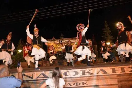 Eordaialive.com - Τα Νέα της Πτολεμαΐδας, Εορδαίας, Κοζάνης Εορδαία: Τα «Κοτζαμάνια» χορεύουν για τον Χρηστάκη – Εμμανουήλ