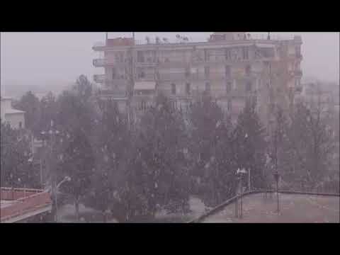 Eordaialive.com - Τα Νέα της Πτολεμαΐδας, Εορδαίας, Κοζάνης Πυκνή χιονόπτωση στην Πτολεμαΐδα (βίντεο - ώρα 14:45)