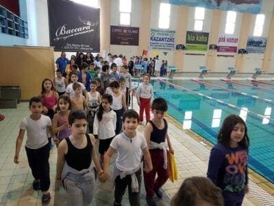 Φιλική Ημερίδα Ακαδημιών στο Δημοτικό κολυμβητήριο Πτολεμαΐδας (φωτογραφίες) - Eordaialive.com