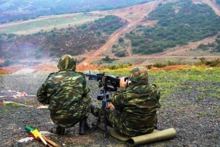 Πληροφορίες για αύξηση της στρατιωτικής θητείας - Τι εξετάζει το ΥΕΘΑ - Eordaialive.com