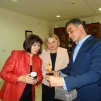 Eordaialive.com - Τα Νέα της Πτολεμαΐδας, Εορδαίας, Κοζάνης Τον Περιφερειάρχη Δυτικής Μακεδονίας επισκέφθηκε η Πρέσβειρα της Σλοβακίας