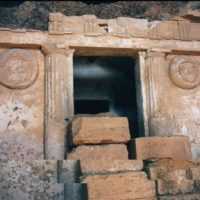 Eordaialive.com - Τα Νέα της Πτολεμαΐδας, Εορδαίας, Κοζάνης Ανοίγει στο κοινό ο Μακεδονικός Τάφος της Σπηλιάς για δύο μοναδικές μέρες...