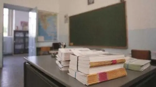 Eordaialive.com - Τα Νέα της Πτολεμαΐδας, Εορδαίας, Κοζάνης Ξεκίνησε η συσκευασία και διανομή των σχολικών βιβλίων των Δημοτικών Σχολείων για το σχολικό έτος 2018 – 2019