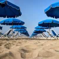 Eordaialive.com - Τα Νέα της Πτολεμαΐδας, Εορδαίας, Κοζάνης Παραλία: Κόλπα για να μειώσετε την αφόρητη ζέστη εκεί που κάθεστε