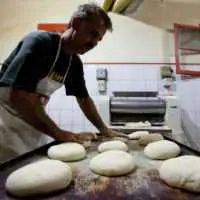 Eordaialive.com - Τα Νέα της Πτολεμαΐδας, Εορδαίας, Κοζάνης Κύμα αυξήσεων «πιέζει» την τιμή του ψωμιού - Τι θα κάνουν οι αρτοποιοί