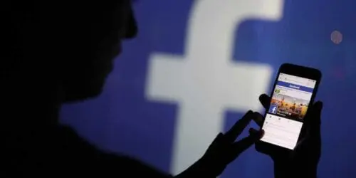 Eordaialive.com - Τα Νέα της Πτολεμαΐδας, Εορδαίας, Κοζάνης «Ταράζει τα νερά» το Facebook - Ανοίγει εφαρμογή γνωριμιών τύπου Tinder