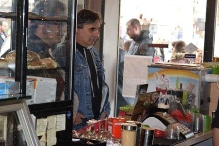 eordaialive.com: Πτολεμαΐδα: Χριστουγεννιάτικο πάρτυ με ρακόμελα και κρασί στο cofee brown... με τους FIASCO! (βίντεο-φωτο) | Eordaialive.com eordaialive.com: Πτολεμαΐδα: Χριστουγεννιάτικο πάρτυ με ρακόμελα και κρασί στο cofee brown... με τους FIASCO! (βίντεο-φωτο) - Eordaialive.com