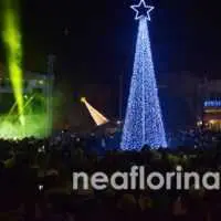 Eordaialive.com - Τα Νέα της Πτολεμαΐδας, Εορδαίας, Κοζάνης Το άναμμα του Χριστουγεννιάτικου δέντρου στη Φλώρινα – Με την Τάμτα η έναρξη των εκδηλώσεων (βίντεο-φωτό)