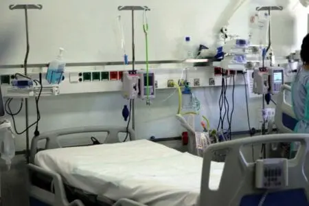 Eordaialive.com - Τα Νέα της Πτολεμαΐδας, Εορδαίας, Κοζάνης Συγκινεί η γενναία μητέρα που έδωσε το νεφρό της στην 43χρονη κόρη της