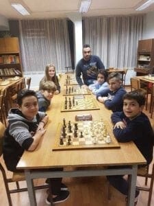 Υψηλές βαθμολογίες στα πρωταθλήματα γρήγορου σκακιού, της Ακαδημίας Πτολεμαΐδας. - Eordaialive.com