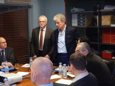 Πολυμελής Αντιπροσωπεία της Παγκόσμιας Τράπεζας και της Ευρωπαϊκής Επιτροπής στην ΑΝΚΟ για θέματα της μεταλιγνιτικής περιόδου. | Eordaialive.com Πολυμελής Αντιπροσωπεία της Παγκόσμιας Τράπεζας και της Ευρωπαϊκής Επιτροπής στην ΑΝΚΟ για θέματα της μεταλιγνιτικής περιόδου. - Eordaialive.com
