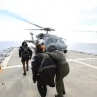 Eordaialive.com - Τα Νέα της Πτολεμαΐδας, Εορδαίας, Κοζάνης Σιάτιστα Κοζάνης: Μαθήτρια , σε φρεγάτα και ελικόπτερο του Πολεμικού Ναυτικού