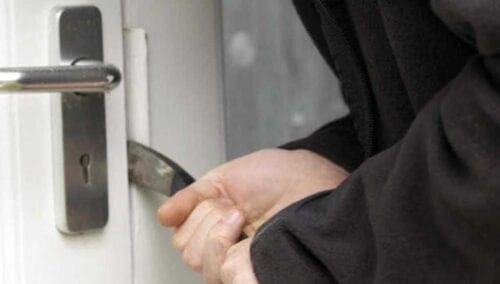 Εορδαία: «Ξάφρισαν» χρυσαφικά και ακριβά χειροποίητα κοσμήματα από μονοκατοικία στην Αναρράχη - Eordaialive.com