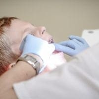 Δωρεάν οδοντίατρος για 900.000 μαθητές Δημοτικού - Eordaialive.com
