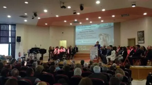 Eordaialive.com - Τα Νέα της Πτολεμαΐδας, Εορδαίας, Κοζάνης Εορδαία: Ολόκληρη η παρουσίαση υποψηφίων της Αθηνάς Τερζοπούλου (βίντεο)