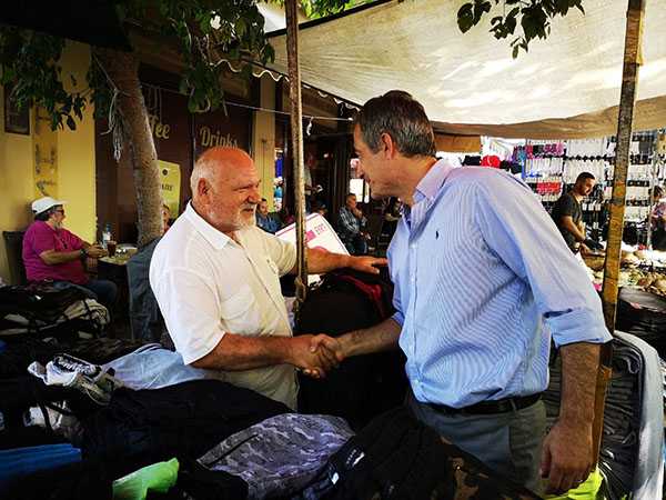 Επίσκεψη του Στάθη Κωνσταντινίδη στη λαϊκή αγορά και σε καταστήματα της Κοζάνης (φωτό) | Eordaialive.com Επίσκεψη του Στάθη Κωνσταντινίδη στη λαϊκή αγορά και σε καταστήματα της Κοζάνης (φωτό) - Eordaialive.com
