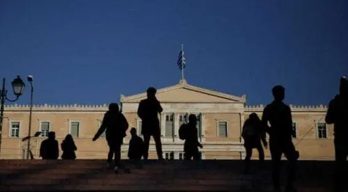 Eordaialive.com - Τα Νέα της Πτολεμαΐδας, Εορδαίας, Κοζάνης «Εμφύλιος» στον ΣΥΡΙΖΑ για τον «πάγο» στις βουλευτικές τροπολογίες