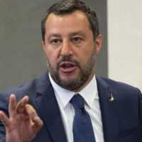 Σαλβίνι: Ζητεί έκθεση για τους καταυλισμούς Ρομά με σκοπό την εκκένωσή τους - Eordaialive.com