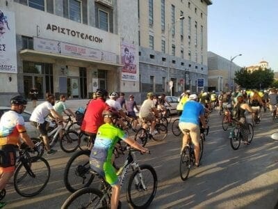Θεσσαλονίκη: Ποδηλατοδρομία για τους δυο νεκρούς ποδηλάτες στην Πτολεμαΐδα (φωτό-βίντεο) - Eordaialive.com
