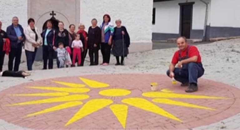 Eordaialive.com - Τα Νέα της Πτολεμαΐδας, Εορδαίας, Κοζάνης Βόρεια Μακεδονία: «Σβήνει» ο ήλιος της Βεργίνας – Εξαφανίζεται από παντού το έμβλημα