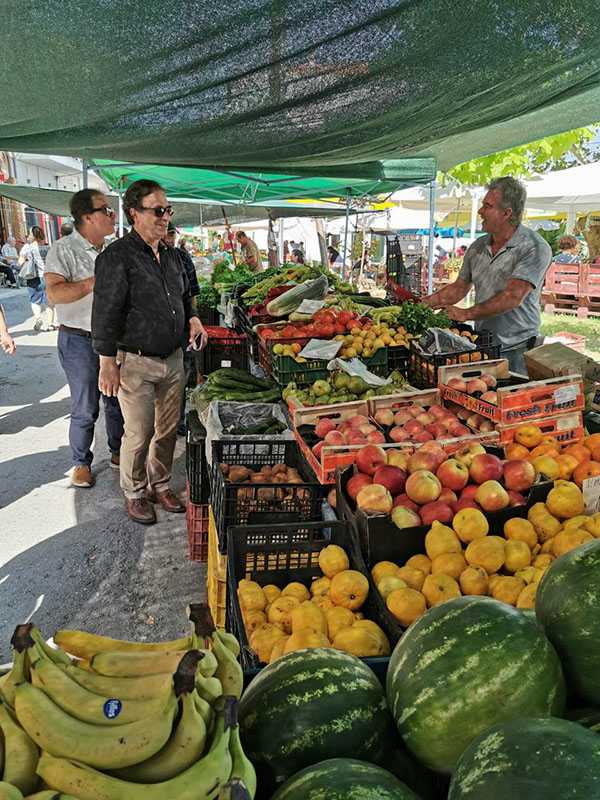 Επίσκεψη Θέμη Μουμουλίδη στα Σέρβια | Eordaialive.com Επίσκεψη Θέμη Μουμουλίδη στα Σέρβια - Eordaialive.com