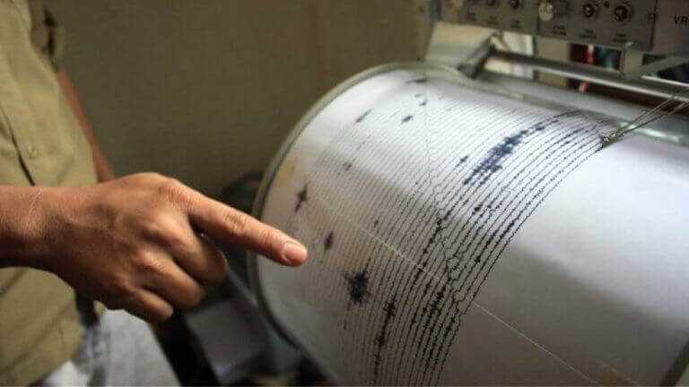 Eordaialive.com - Τα Νέα της Πτολεμαΐδας, Εορδαίας, Κοζάνης Σεισμός «Ταρακουνήθηκαν» τα Γρεβενά